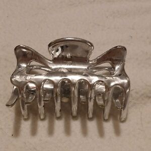 Silver Hair Claw Clip